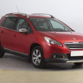 Fotka k inzerátu Peugeot 2008 1.2 PureTech / 19231068