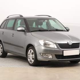 Fotka k inzerátu Škoda Fabia 1.2 TSI / 19237740