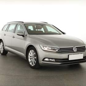 Fotka k inzerátu Volkswagen Passat 2.0 TDI / 19250568