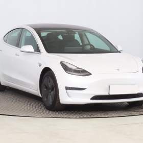 Tesla Model 3 Long Range 4WD 76kWh / 19259039