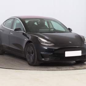 Tesla Model 3 Long Range 4WD 76kWh / 19259040