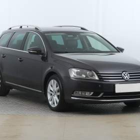 Fotka k inzerátu Volkswagen Passat 2.0 TDI / 19259230