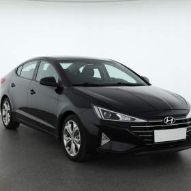 Fotka k inzerátu Hyundai Elantra 2.0 / 19261136