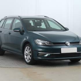 Fotka k inzerátu Volkswagen Golf 1.0 TSI / 19279585