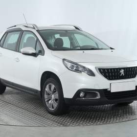 Fotka k inzerátu Peugeot 2008 1.2 PureTech / 19287361