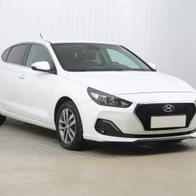 Fotka k inzerátu Hyundai i30 Fastback 1.6 CRDi / 19288964