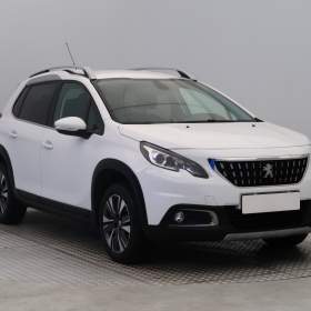 Fotka k inzerátu Peugeot 2008 1.2 PureTech / 19289462