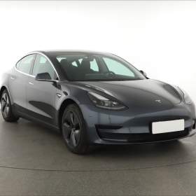 Fotka k inzerátu Tesla Model 3 Std Range Plus 49kWh / 19296427