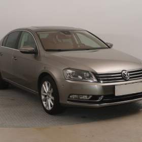 Fotka k inzerátu Volkswagen Passat 2.0 TDI / 19297896