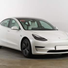 Tesla Model 3 Long Range 4WD 73kWh / 19297952