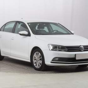 Fotka k inzerátu Volkswagen Jetta 2.0 TDI / 19298496