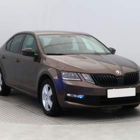 Fotka k inzerátu Škoda Octavia 1.5 TSI / 19299176