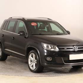 Fotka k inzerátu Volkswagen Tiguan 2.0 TDI / 19300119