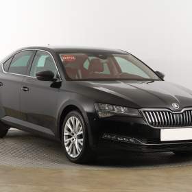 Fotka k inzerátu Škoda Superb 1.5 TSI / 19300400