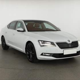 Fotka k inzerátu Škoda Superb 2.0 TSI / 19300459