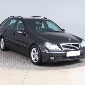 Fotka k inzerátu Mercedes- Benz Třídy C C 220 CDI / 19300804