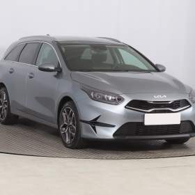 Fotka k inzerátu Kia Ceed 1.6 CRDi / 19301231