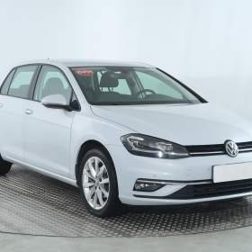 Fotka k inzerátu Volkswagen Golf 1.0 TSI / 19301286