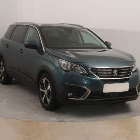 Fotka k inzerátu Peugeot 5008 PureTech 130 / 19309477