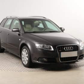 Fotka k inzerátu Audi A4 2.0 TDI / 19309895