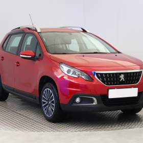 Fotka k inzerátu Peugeot 2008 1.2 PureTech / 19311594