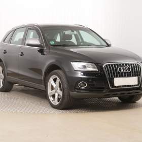 Fotka k inzerátu Audi Q5 2.0 TDI / 19326910