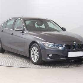 Fotka k inzerátu BMW Řada 3 318 d xDrive / 19328341