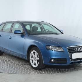 Fotka k inzerátu Audi A4 2.0 TFSI / 19328530