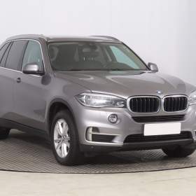 BMW X5 xDrive30d / 19330219