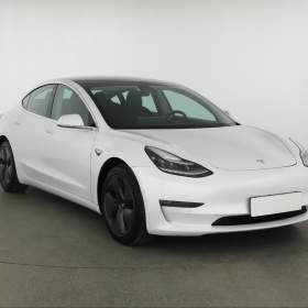 Tesla Model 3 Long Range 4WD 76kWh / 19331169