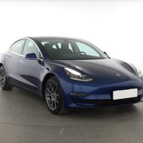 Tesla Model 3 Long Range 4WD 76kWh / 19344519