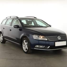 Volkswagen Passat 1.6 TDI / 19345625