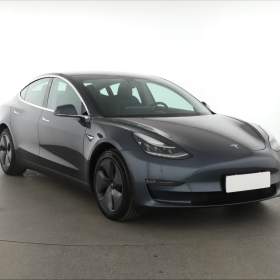 Tesla Model 3 Long Range 4WD 76kWh / 19346207