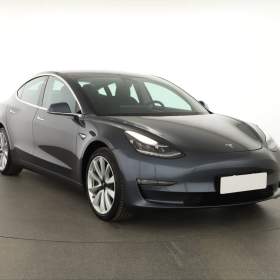 Tesla Model 3 Long Range 4WD 76kWh / 19348682