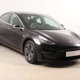 Tesla Model 3 Long Range 4WD 73kWh / 19358629