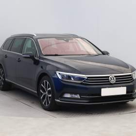 Volkswagen Passat 2.0 TDI / 19359143