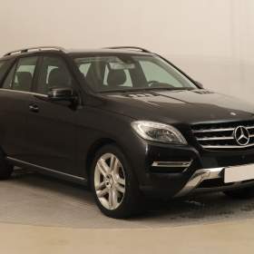 Mercedes- Benz ML ML 350 BlueTEC / 19380516