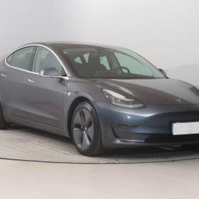 Tesla Model 3 Long Range 4WD 73kWh / 19387327