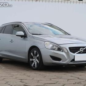 Fotka k inzerátu Volvo V60 D6 Plug- in Hybrid / 19073249