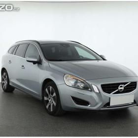 Fotka k inzerátu Volvo V60 D6 Plug- in Hybrid / 19073249