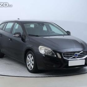 Fotka k inzerátu Volvo V60 D3 2.0 / 19205913