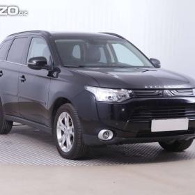 Fotka k inzerátu Mitsubishi Outlander 2.2 DI- D / 19230415