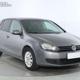 Fotka k inzerátu Volkswagen Golf 1.6 TDI / 19230990