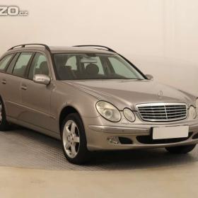 Fotka k inzerátu Mercedes- Benz Třídy E E 270 CDI / 19279408