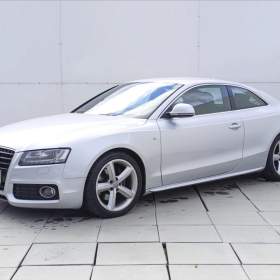 Fotka k inzerátu Audi A5 3,0 TDi S- Line Quattro Navi / 18852506