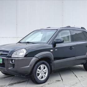 Fotka k inzerátu Hyundai Tucson 2,0 CRDI 4x4 Aut. Klima / 18855032