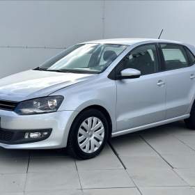 Fotka k inzerátu Volkswagen Polo 1,6 TDi Klimatizace serviska / 18933620