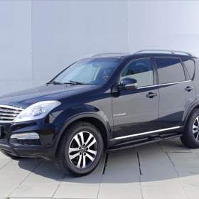 Fotka k inzerátu SsangYong Rexton 2,0 eXDi 4WD 7Míst Navi Kamera / 18995385