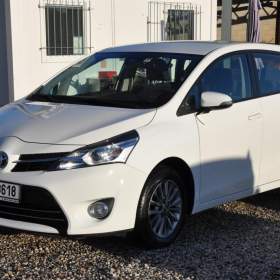 Fotka k inzerátu Toyota Verso 1.6 ValveMatic 97kW 7. míst / 19044729