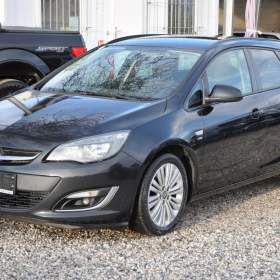 Fotka k inzerátu Opel Astra 1.7CDTi 81kW KOMBI Active / 19298172